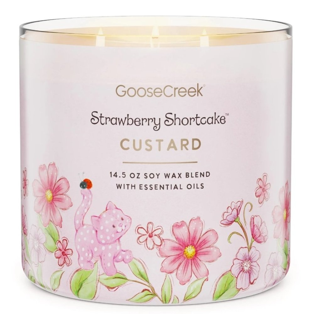 CUSTARD 3-WICK STRAWBERRY SHORTCAKE CANDLE